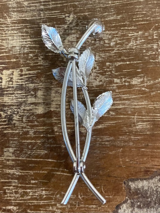 Vintage Sterling Silver Leaf Brooch • C R Co Signed • Pearl Accent - Picture 10 of 16